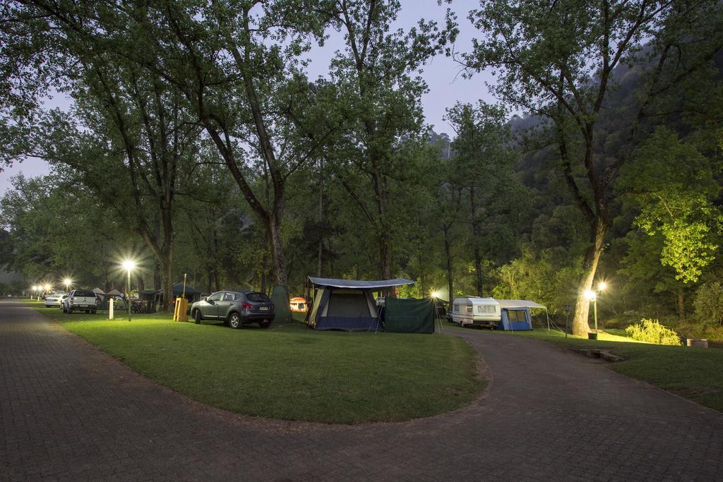 Merry Pebbles Resort Sabie Kültér fotó