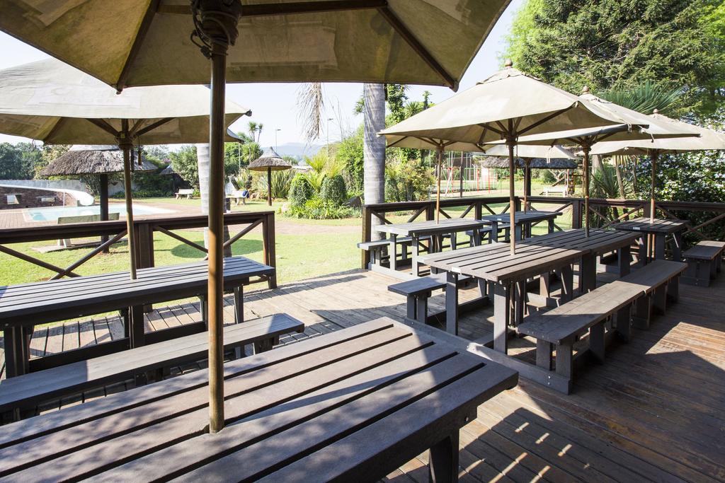 Merry Pebbles Resort Sabie Kültér fotó