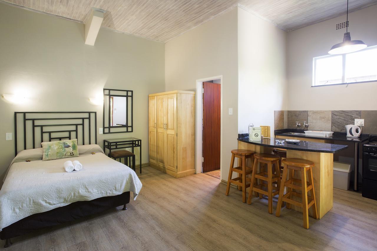 Merry Pebbles Resort Sabie Kültér fotó