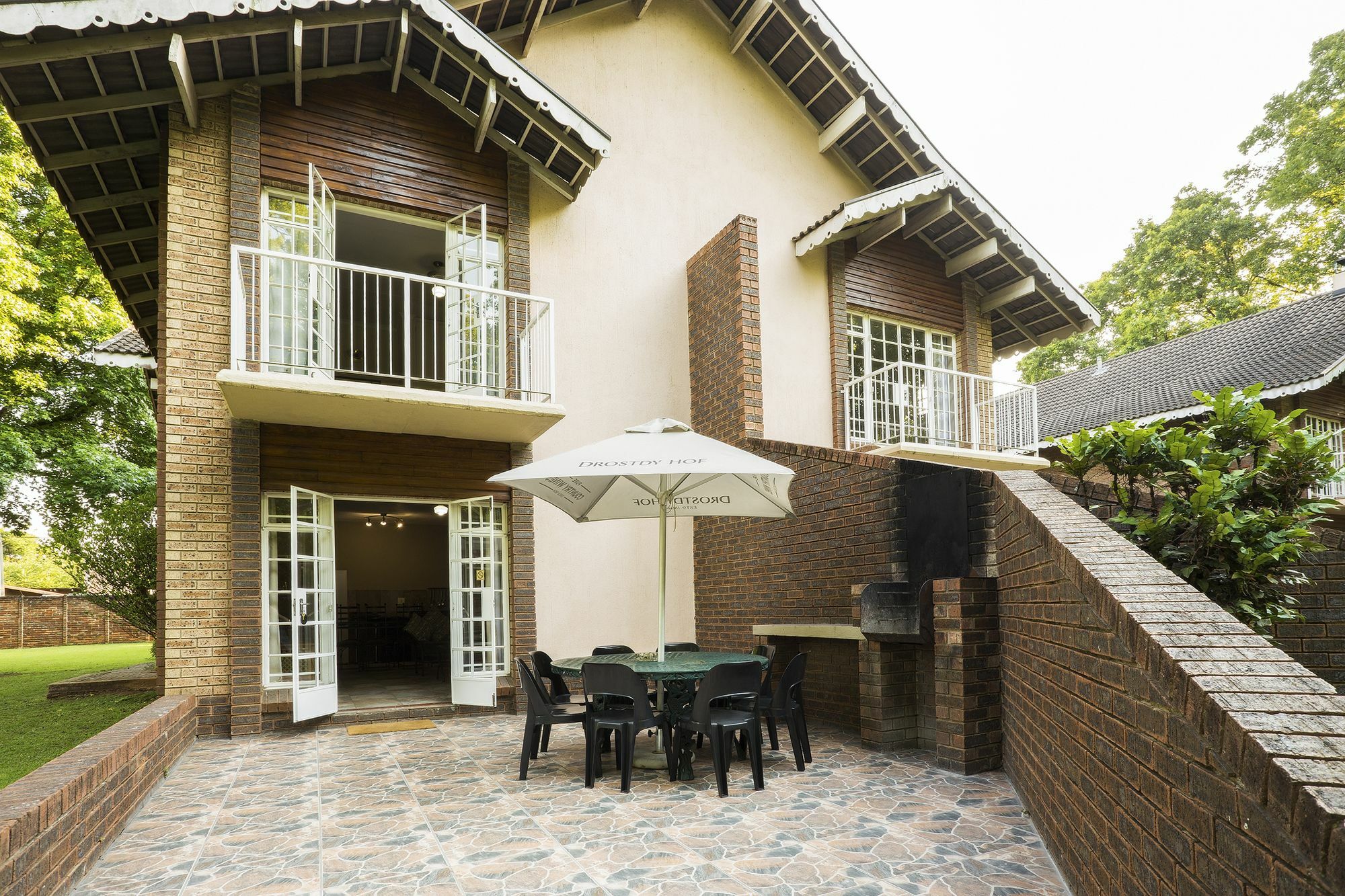 Merry Pebbles Resort Sabie Kültér fotó