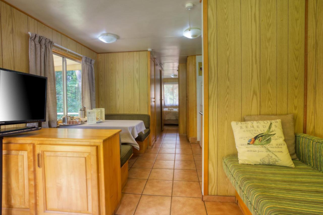 Merry Pebbles Resort Sabie Kültér fotó