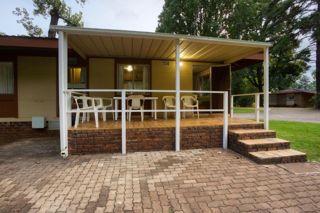 Merry Pebbles Resort Sabie Kültér fotó