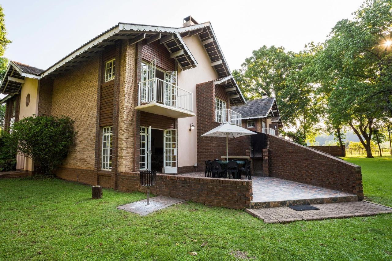 Merry Pebbles Resort Sabie Kültér fotó